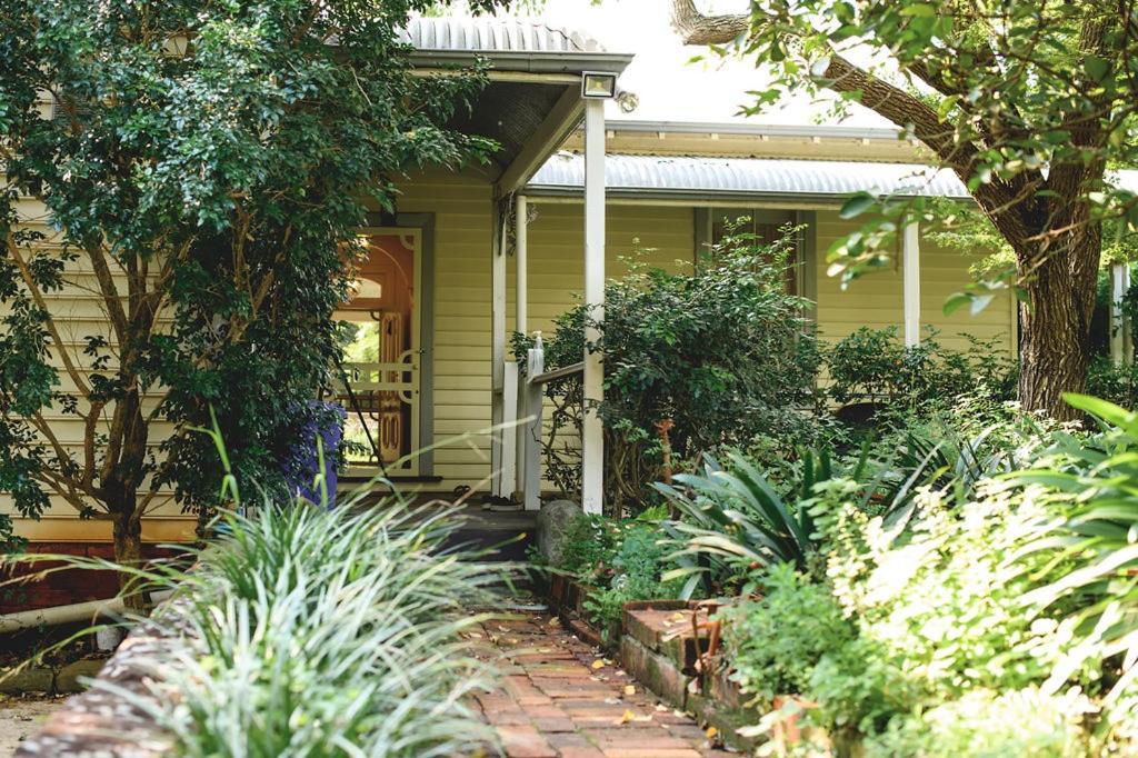 Plynlimmon-1860 Heritage Cottage Or Double Room With Orchard ViewKurrajong エクステリア 写真